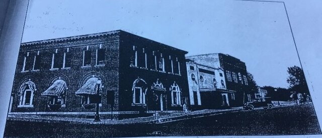 Mid `30s photo credit (Historic Hudson column by Willis Miller. Hudson Star-Observer. November 27, 1997)