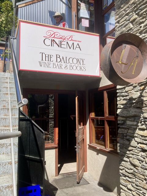 Dorothy Browns Cinema & Bar