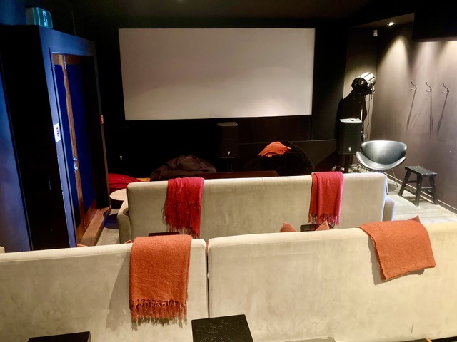 Dorothy Browns Cinema & Bar