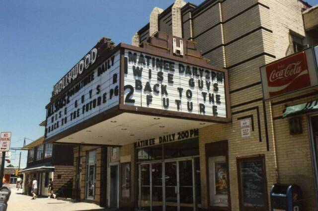 Hollywood Twin Theatre