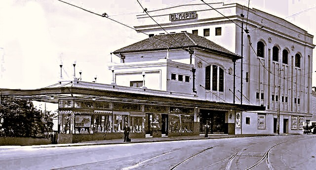 Academy Twin Cinemas 3A Oxford Street, Sydney, NSW