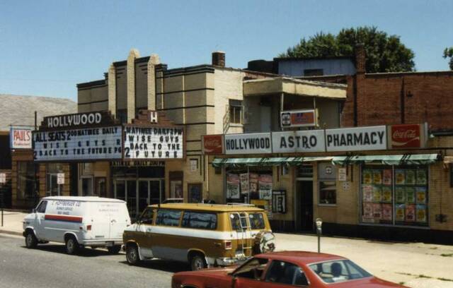 Hollywood Twin Theatre