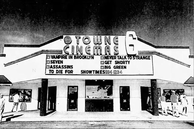 B & B Naples Towne Centre 6