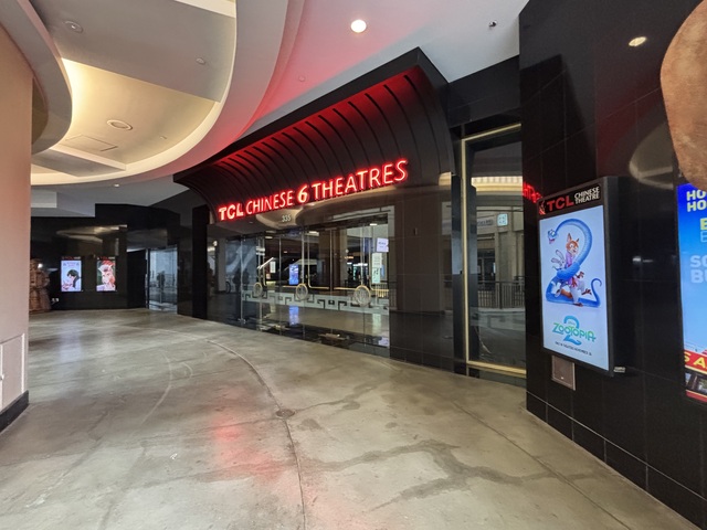 TCL Chinese Theatre Mall Entrance 