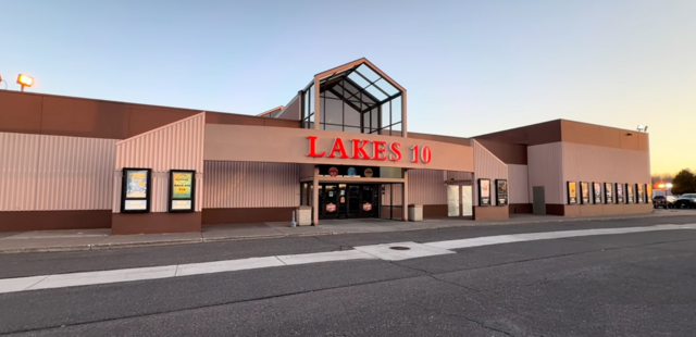 Marcus Lakes 10 Cinema