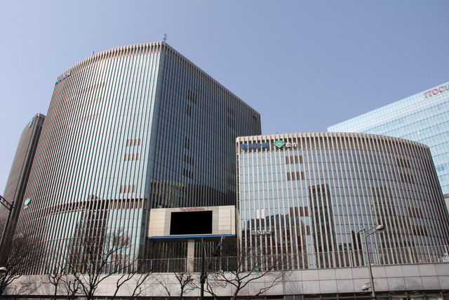 Marunouchi Piccadilly
