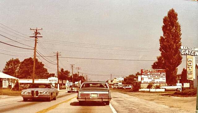 1977 photo credit Bob Dombrowski.