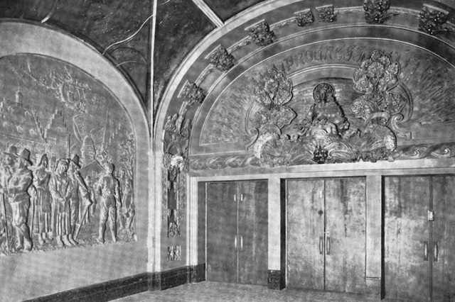 New Amsterdam Theatre