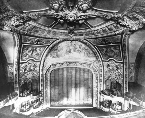 New Amsterdam Theatre