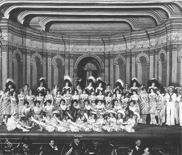 New Amsterdam Theatre