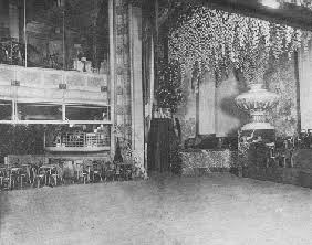 New Amsterdam Theatre