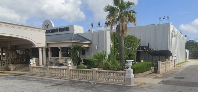 Woodlake Cinema 3