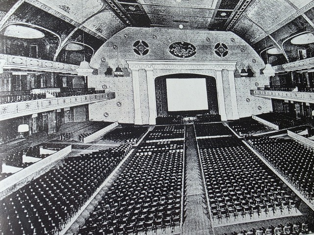 Cinemiracle-Palast-Berlin