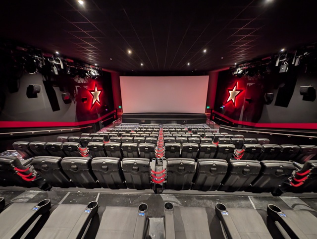 Screen 3 - 4DX