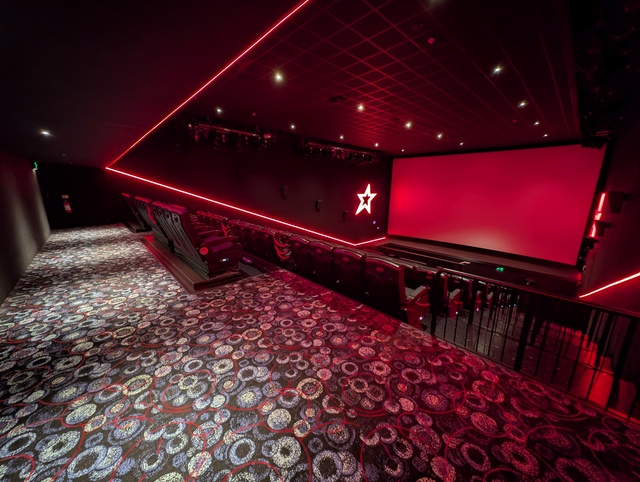 Screen 14 - 4DX