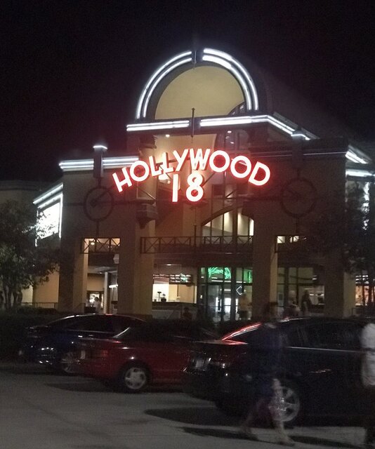 Hollywood 18