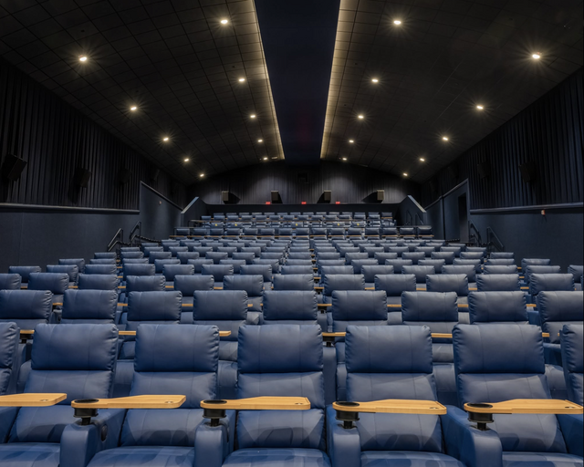 Capri Theatre
