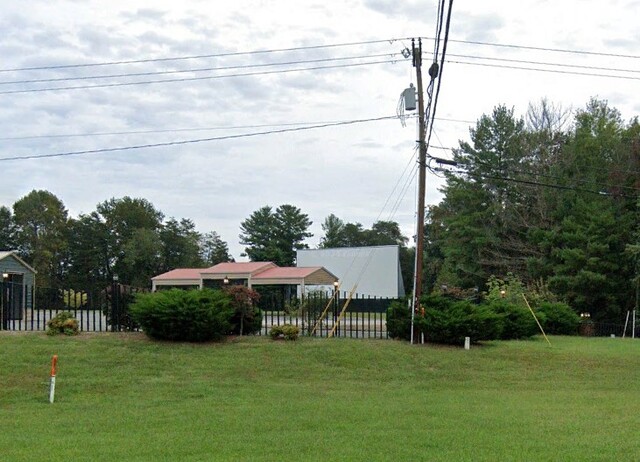 Bright Leaf Drive-In