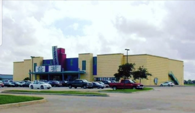 Cinemas 10