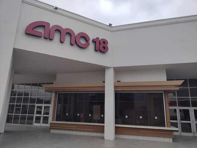 AMC Fashion Valley 18