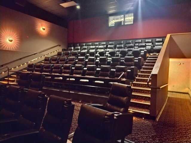 AMC Fashion Valley 18
