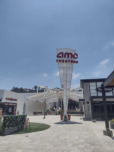 AMC Mission Valley 20