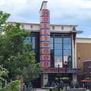 Regal SouthGlenn Stadium 14