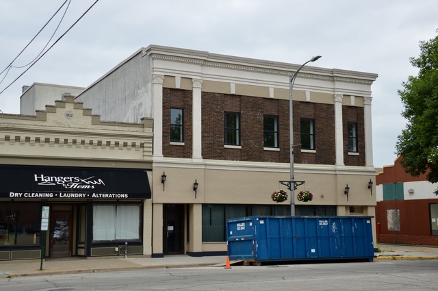 Colonial Theater