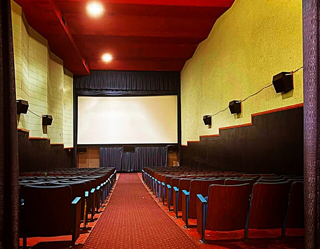 Vernon Plaza Theatre 1717 Cumberland Street, Vernon, TX