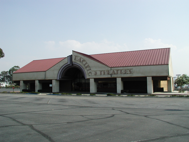 Pacific's Inland Center 5 Theatre