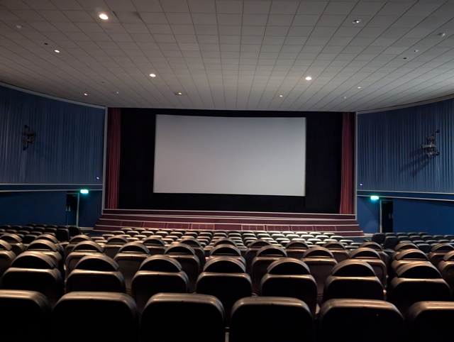 Screen 1 - Odeon XL 