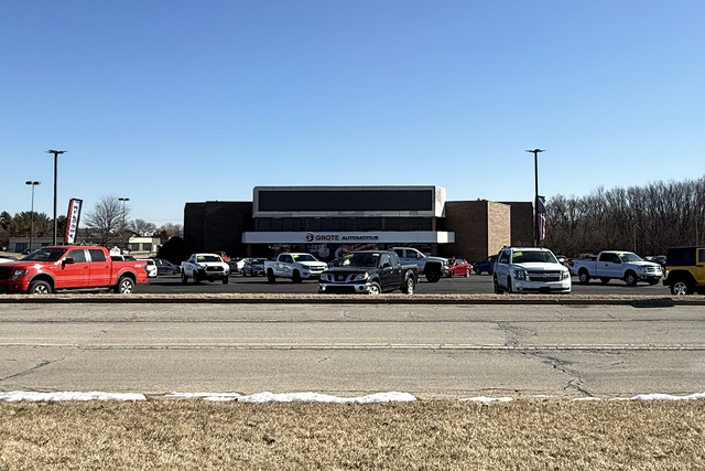 Cherryvale Mall Cinema, Cherry Valley (Rockford), IL