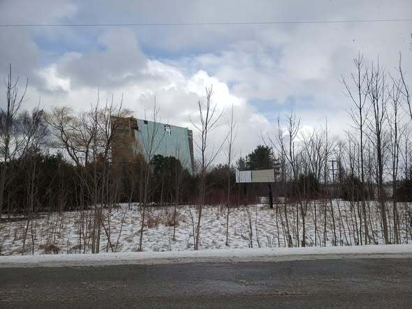 Collingwood Drive-In