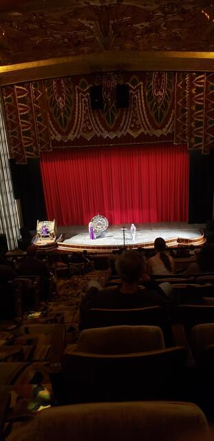 Dec O Win   On The Fox Paramount Theatre Oakland Lift Stage