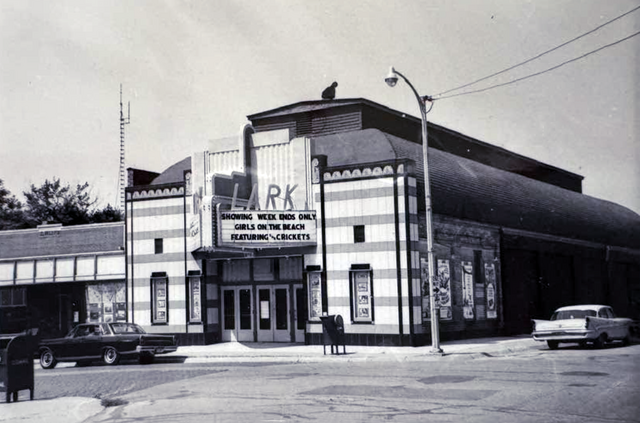 Lark Theater