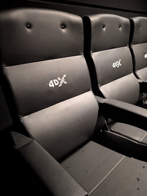 Screen 1 - 4DX