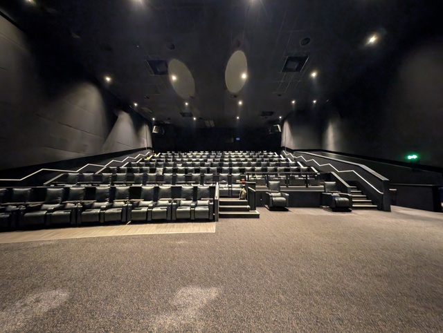 Screen 20 - IMAX