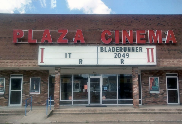 Plaza Twin Cinema
