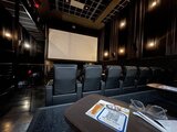 Queen Theatre