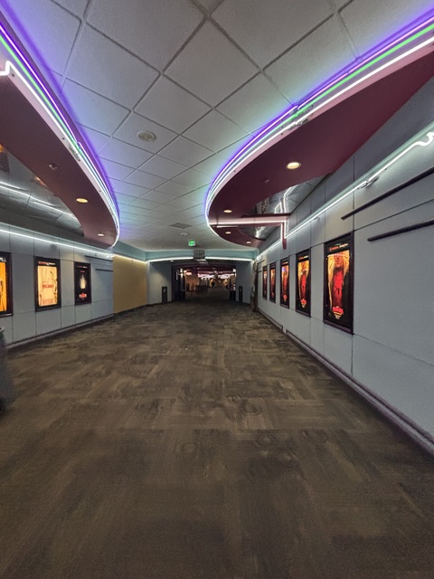 Regal Hollywood Nashville 27 Hallway