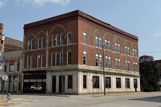 White Palace Nickelodeon, Taylorville, IL