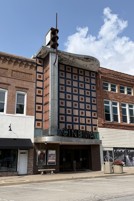 Taylorville Cinema, Taylorville, IL