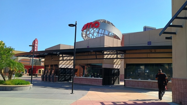 AMC Ontario Mills 30