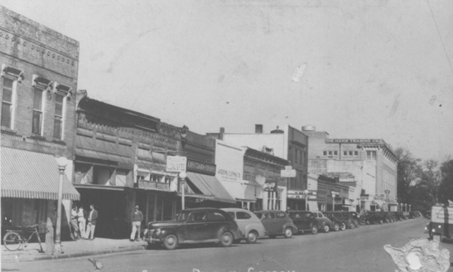 Pine Theatre