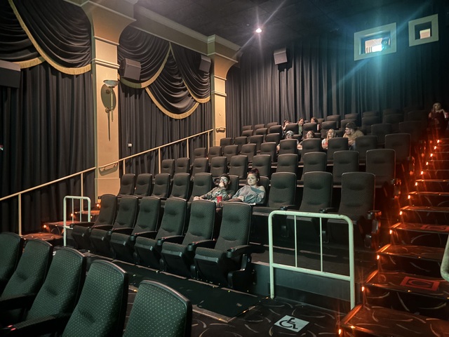 AMC Westmoreland 15 Theater Facing Seats