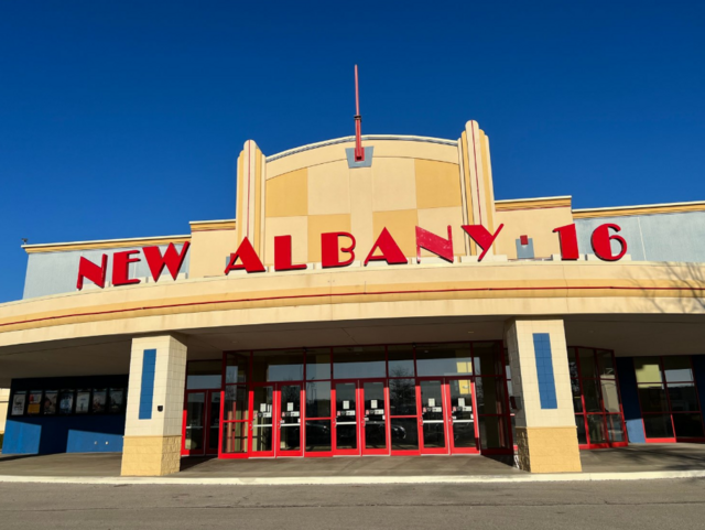Regal New Albany Stadium 16