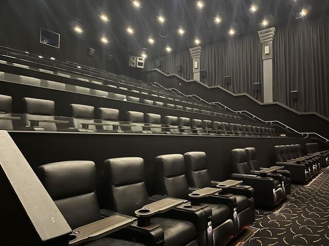 AMC Anderson Towne Center 9