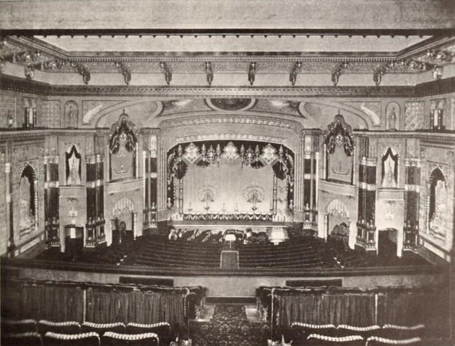 Oriental Theatre, Milwaukee, WI in 1927 - Auditorium and Proscenium arch