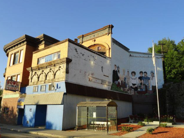 Strand Theatre